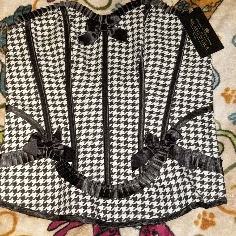 Secrets In Lace Corset Black & White Medium